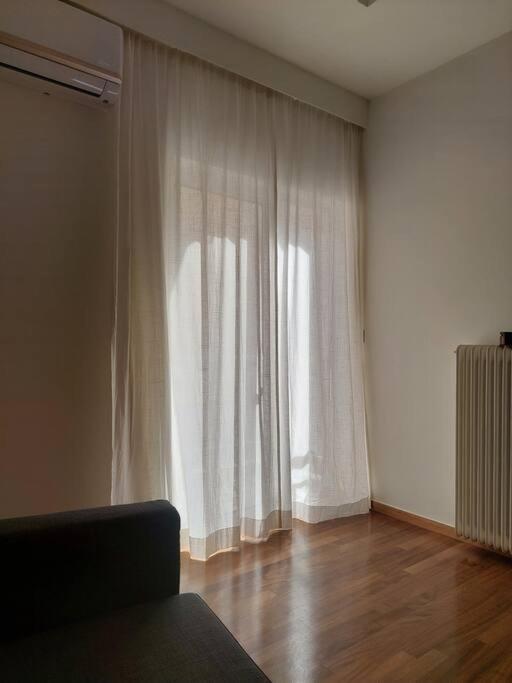Cozy, Sunbathed, 30M2 Apartment Athens Exterior photo