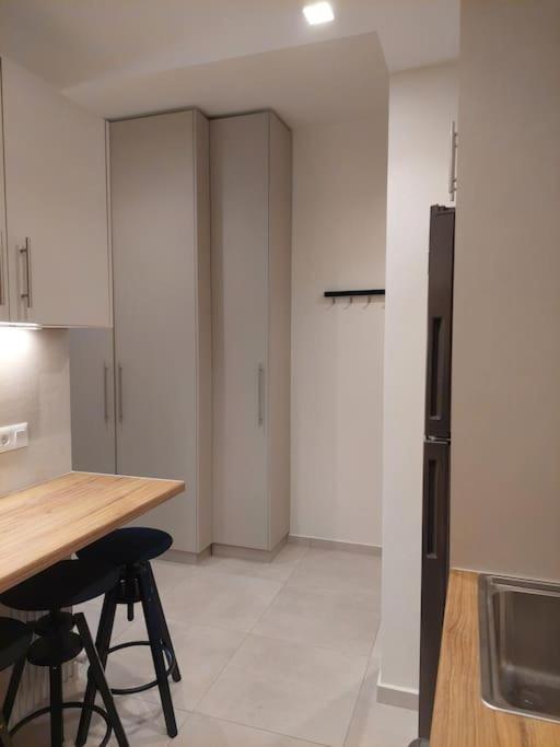 Cozy, Sunbathed, 30M2 Apartment Athens Exterior photo